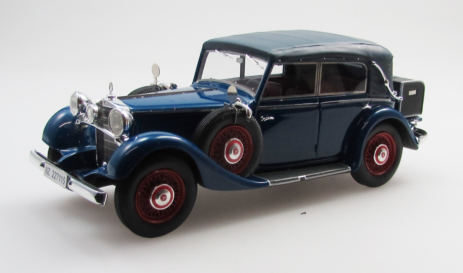 1:43 MERCEDES-BENZ 290 W18 cabriolet D (1933), dark blue - EMEU43043I