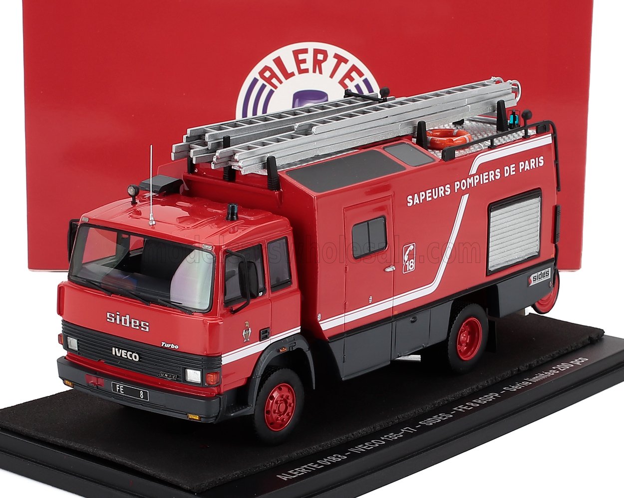 1:43 IVECO FIAT 135-17 Tanker Truck Sides Fe8 Bspp Sapeurs Pompiers De Paris (1986), Red Grey - ALERTE0183