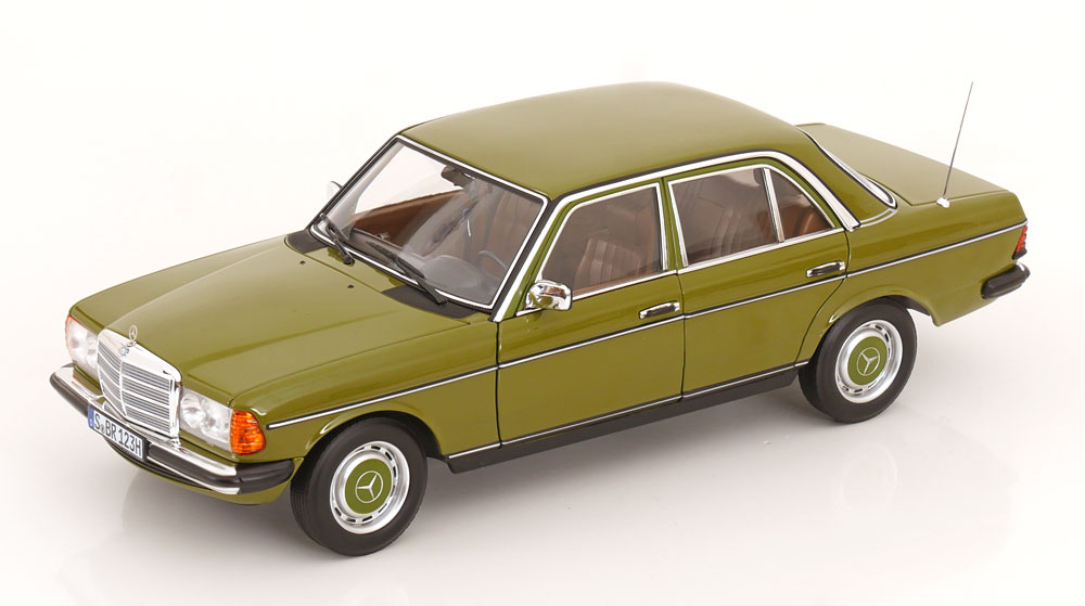 1:18 MERCEDES-BENZ 200 (W123) (1976), green - B66040721