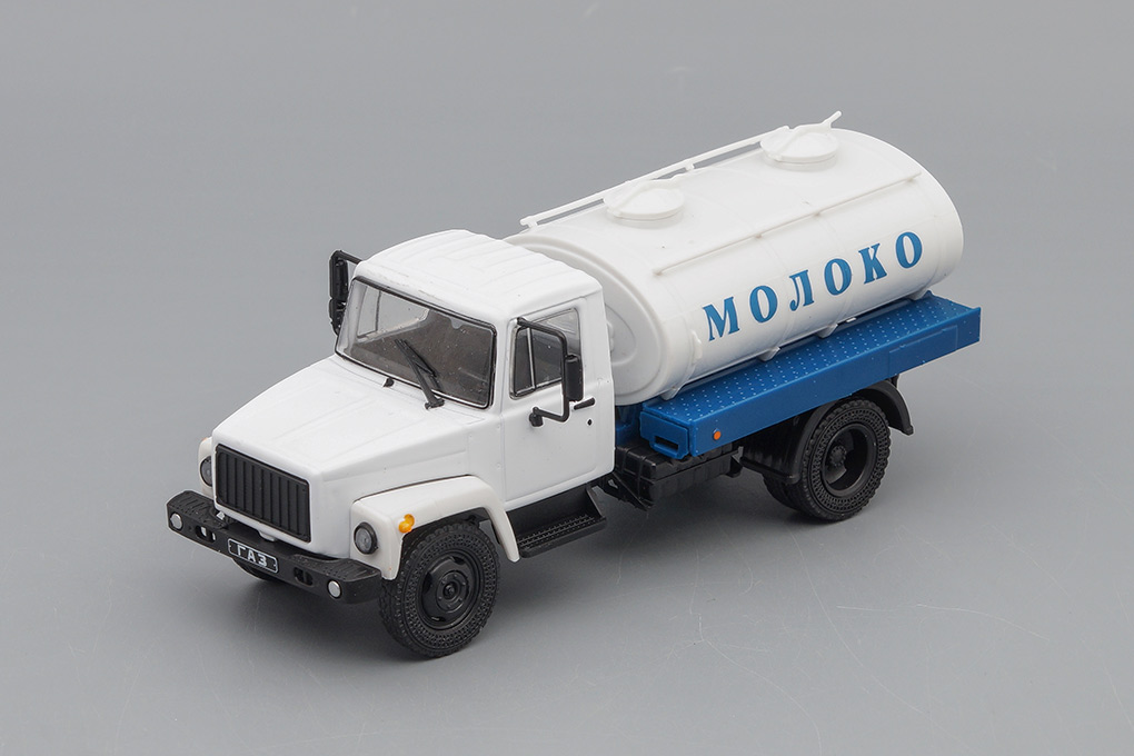 1:43 ГАЗ 3307 Г6-ОТА-4,2 Цистерна Молоко, Грузовики СССР 13, белый - ALS13-X2