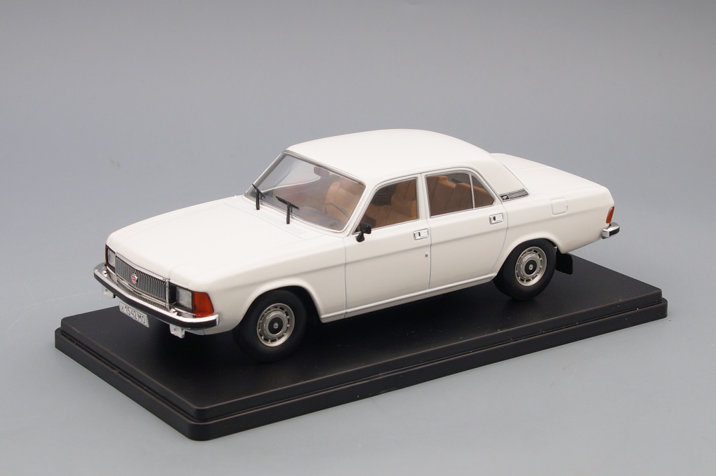 1:24 Горький-3102, Легендарные Советские Автомобили 45, белый - LSA045