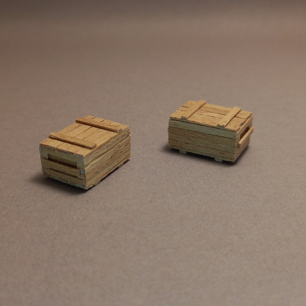 1:35 Ящик, 19*12*10, дерево, комплект 2 шт. - ROG009