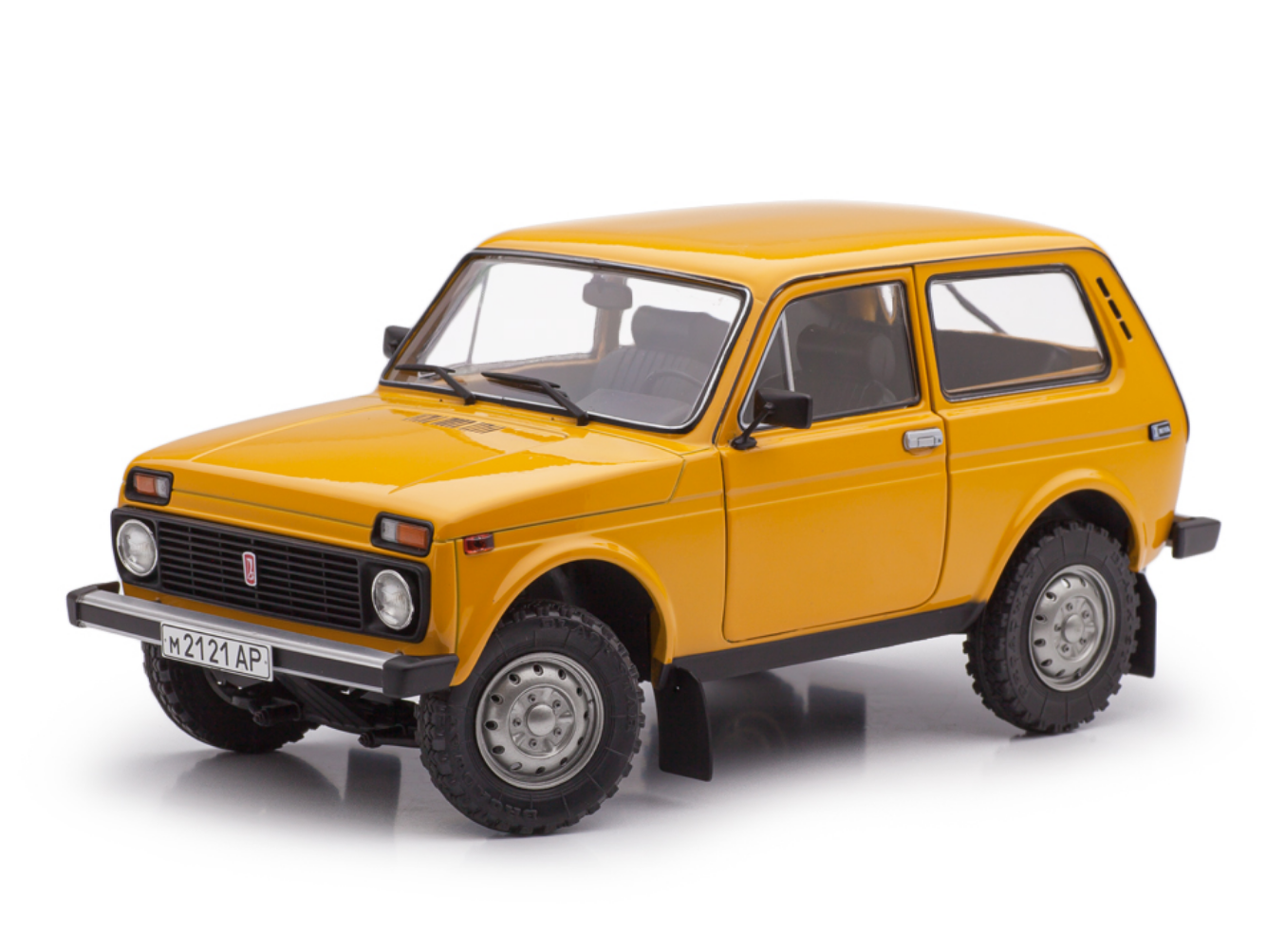 1:18 Волжский 2121 Лада Нива Lada Niva, охра - ARM1801