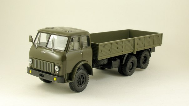 1:43 Минский 516 бортовой (1969-1970), зелено-серый - H2920