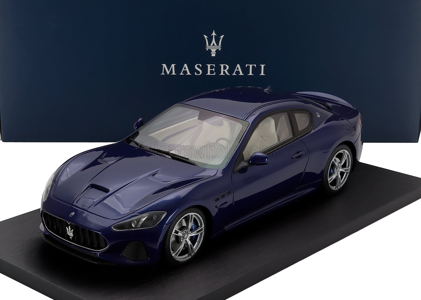1:18 MASERATI Granturismo (2017), Blu Inchiostro - Blue - 920026855