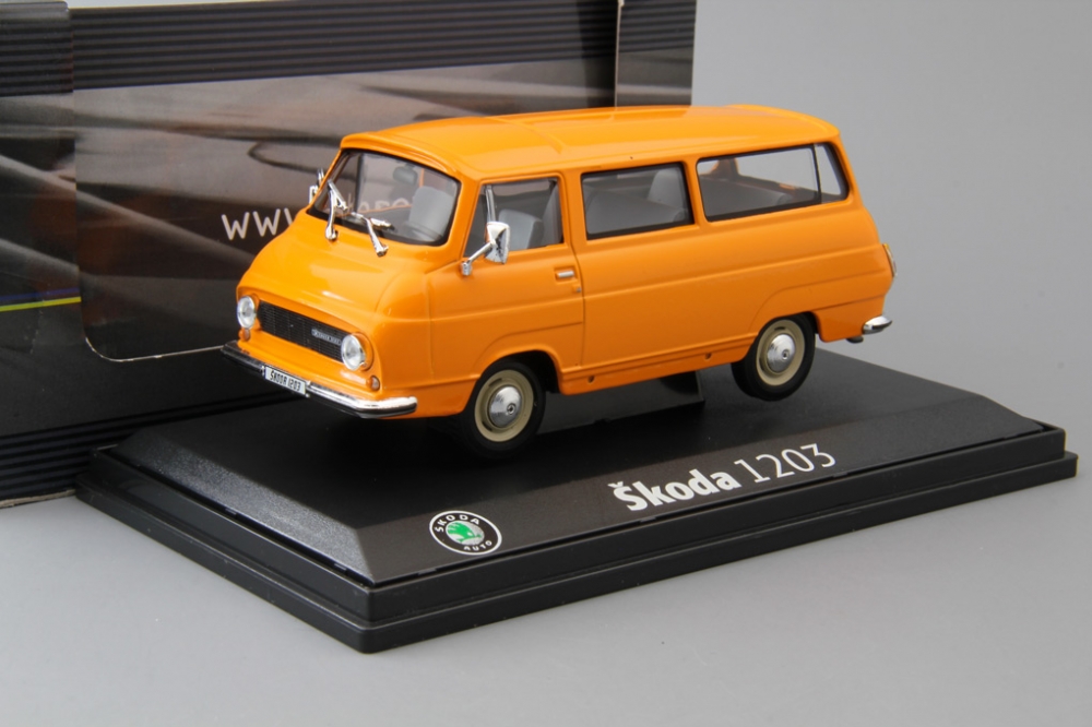 1:43 SKODA 1203 Mikrobus, orange - 705GH