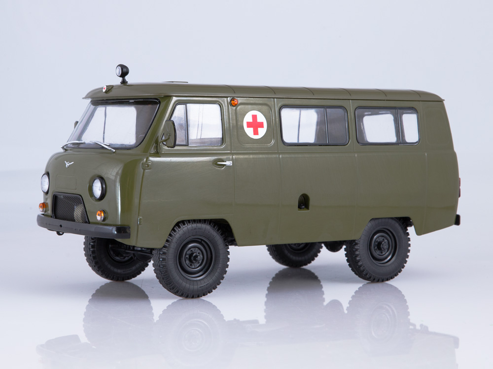 1:18 УАЗ-452А санитарный, хаки - SSM2006