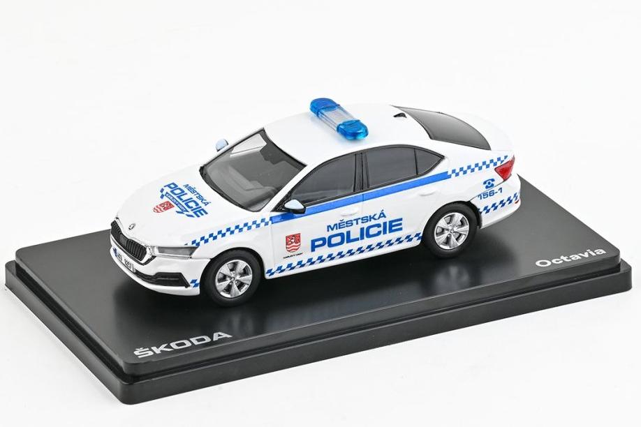 1:43 SKODA Octavia IV MP Karlovy Vary Městská Policie (2020) - 036XB01