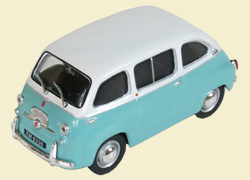 1:43 FIAT 600 Multipla, Kultowe Auta 148, белый с голубым - kul148