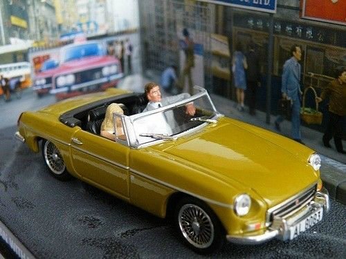1:43 MGB The Man with the Golden Gun (1974), yellow - JB19