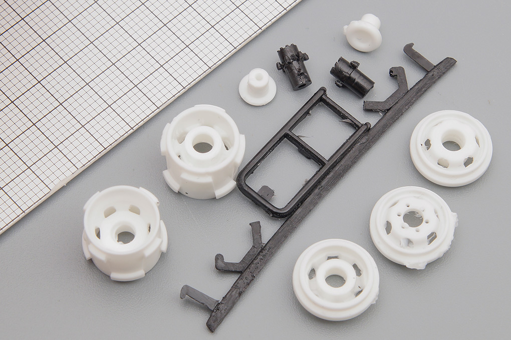 1:43 Диски для моделей ГАЗель с колпаками (6 отверстий) c запаской и креплением - MAX-D086