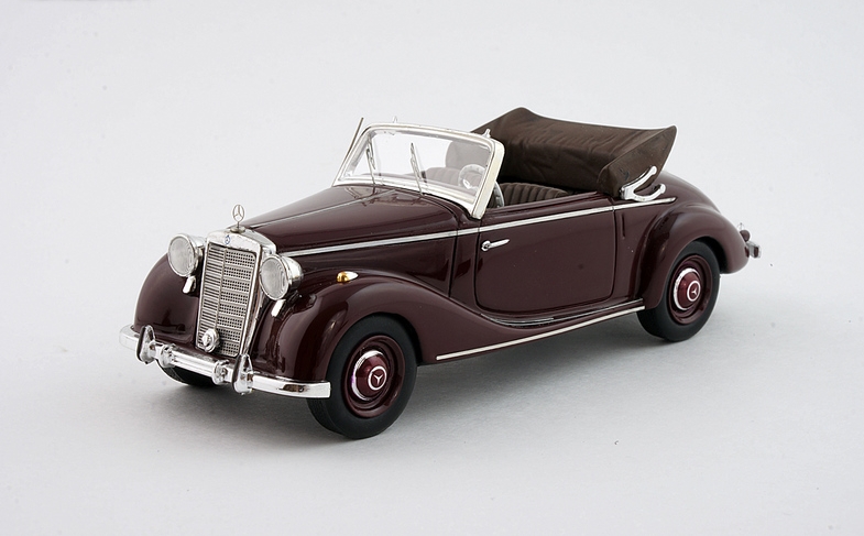 1:43 MERCEDES-BENZ 170S Cabriolet, brown - A007