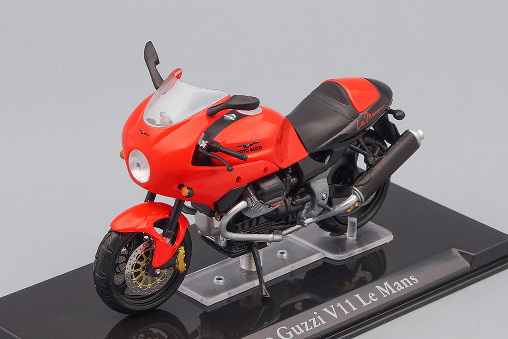 1:24 мотоцикл MOTO GUZZI V11 Le Mans, red - 4110105