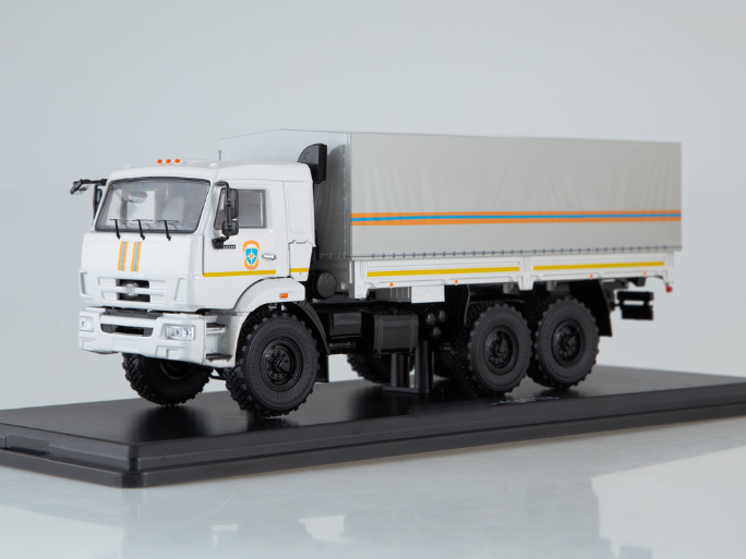 1:43 КАМАЗ 43118 бортовой с тентом МЧС, белый - SSM1315