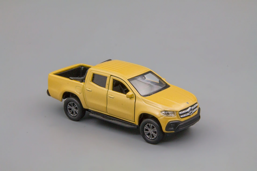 1:47 MERCEDES-BENZ  X-Class, yellow met - 43782YM