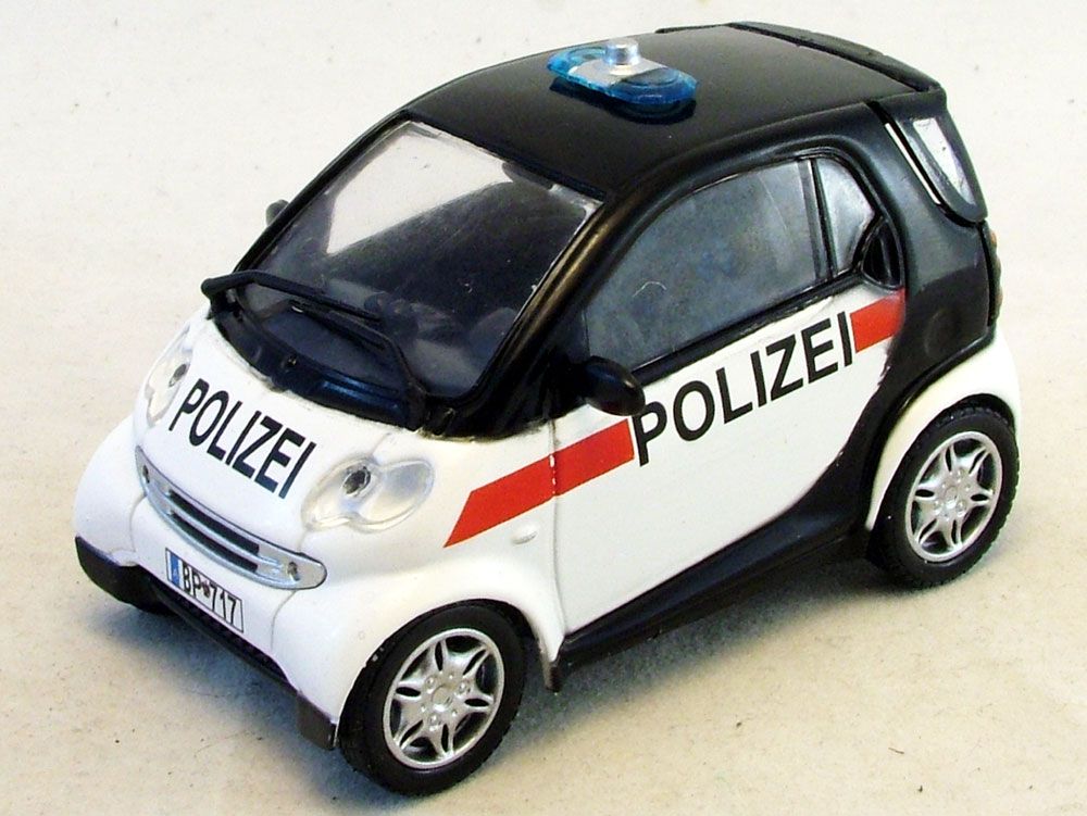 1:43 SMART Fortwo Полиция Австрии, Полицейские Машины Мира 45, белый - PCW045