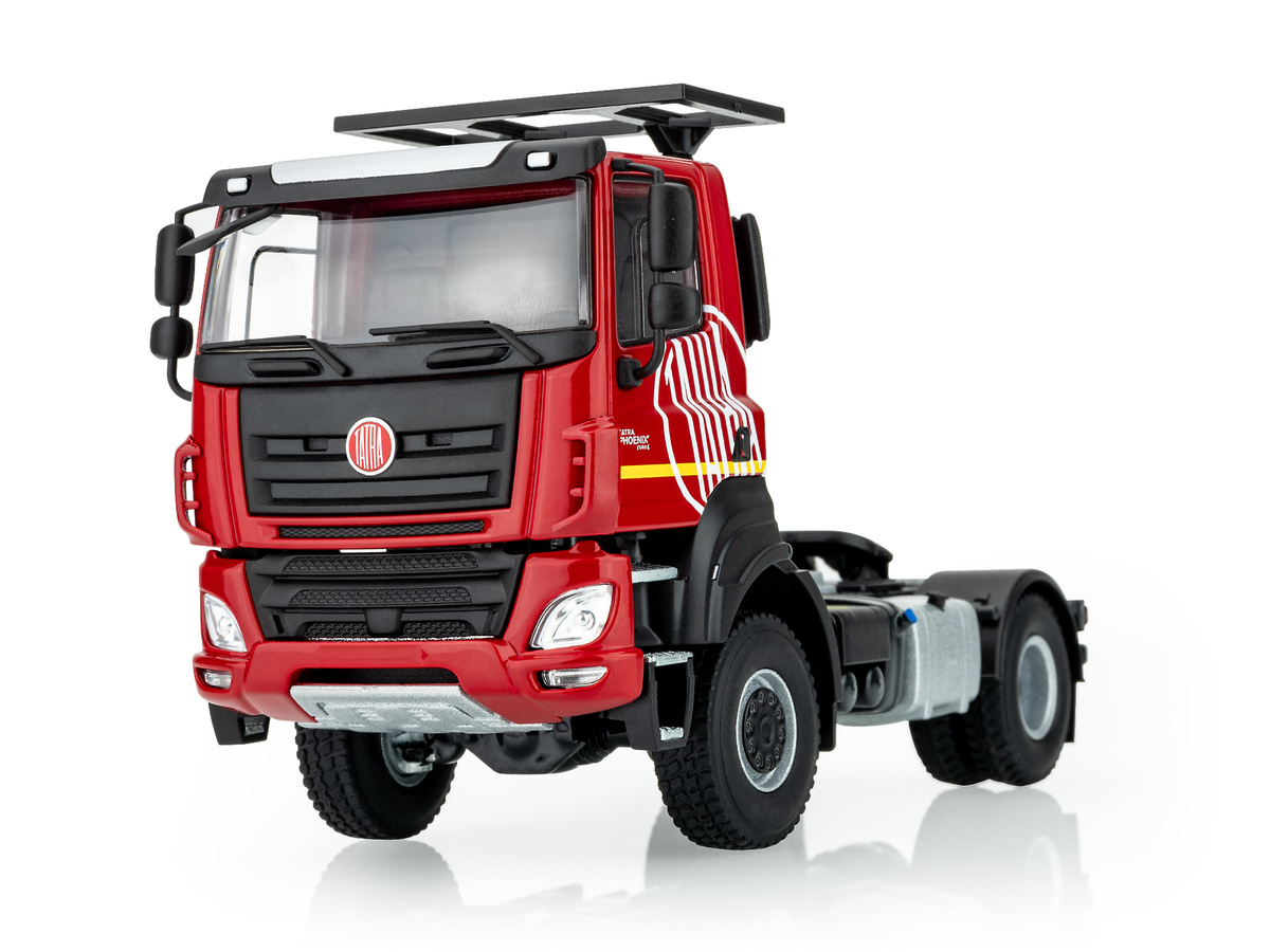 1:43 TATRA Phoenix 4x4 tractor, red - K09204