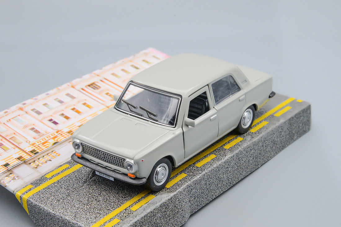 1:38 Волжский 2101 'Жигули' 12 см, (серый) - 2101-12-GY