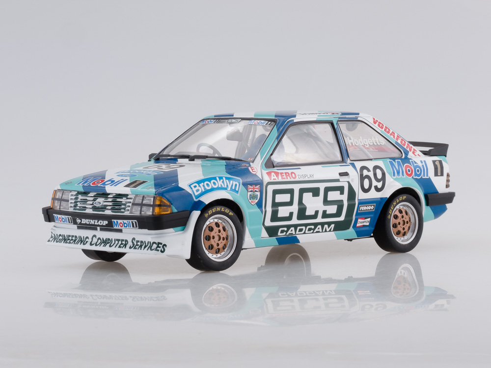 1:18 FORD Escort RS 1600i - #69 Chris Hodgetts - 4963