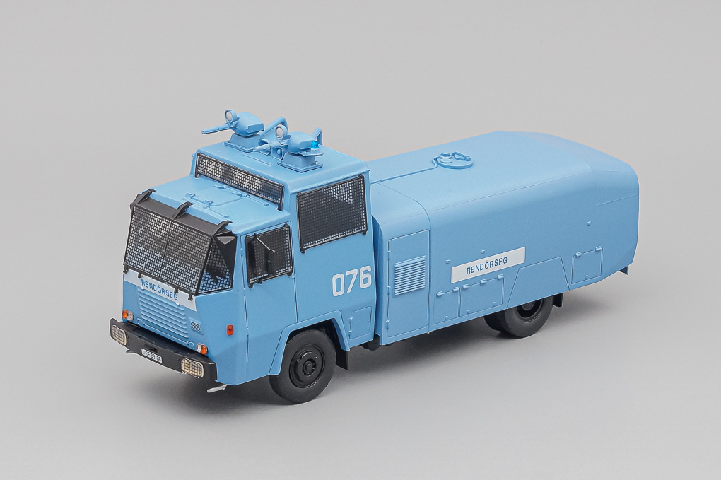 1:43 JELCZ Hydromil, Legendas teherautok 45, blue - LTA045