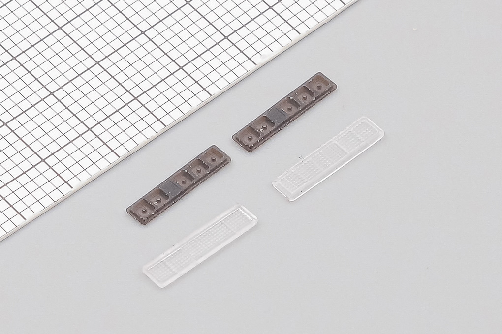 1:43 Задние фонари Горький 3302 и других неокрашенные - MAX-OP057