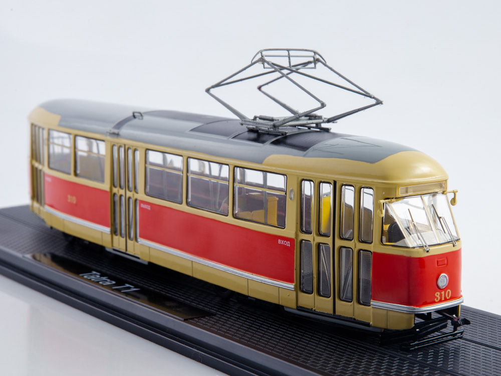 1:43 Трамвай Tatra-T1, желтый / красный - SSM4069