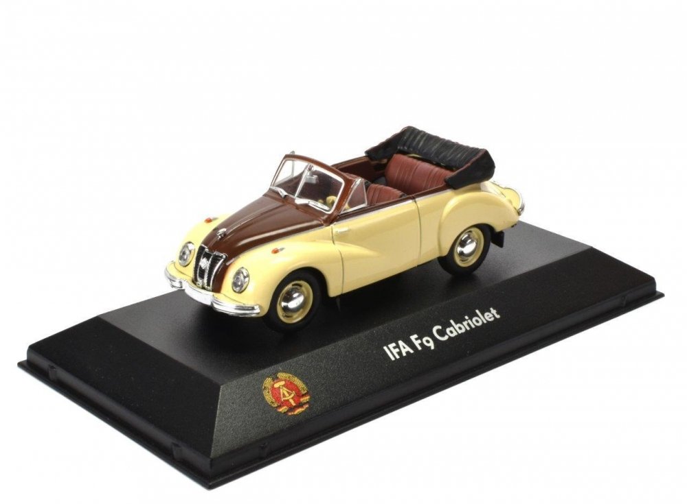 1:43 IFA F9 Cabriolet 1952 Beige/Maroon - 7230007
