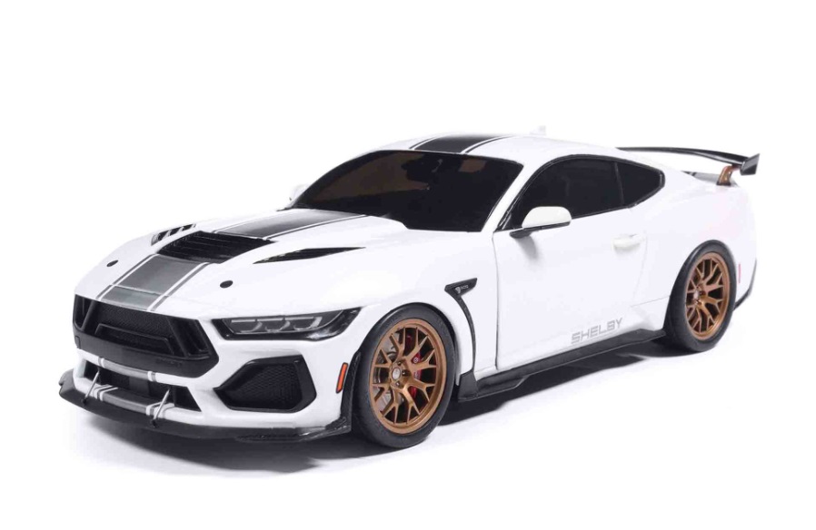 1:18 FORD Mustang Shelby Super Snake Coupe (2025), white - S1813806
