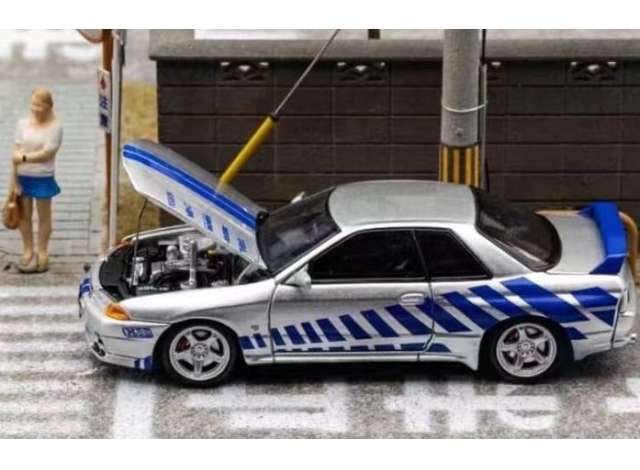 1:64 Nissan GTR-R32 with opening hood, silver / blue - FH006