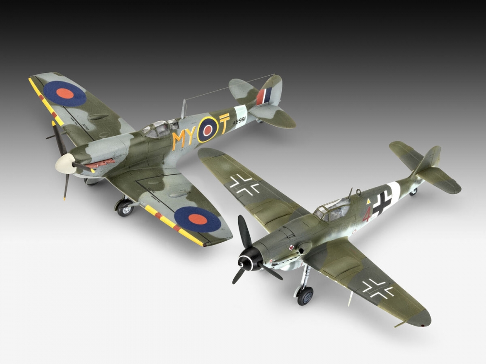 1:72 Сборная модель Combat Set истребитель-низкоплан Bf109G-10 и Спитфайр Mk.V (подарочный набор) - 63710