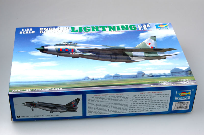 1:32 Сборная модель Британский истребитель-перехватчик English Electric (BAC) Lightning F.2A/F.6 - 02281