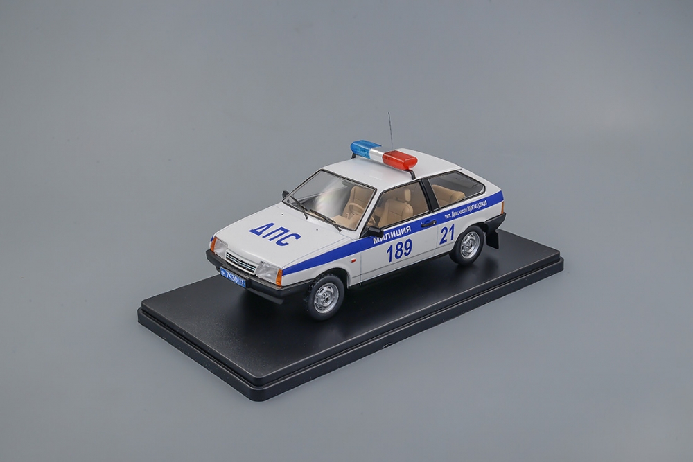 1:24 Волжский 2108 ДПС Милиция России (белый/синий) - OF100