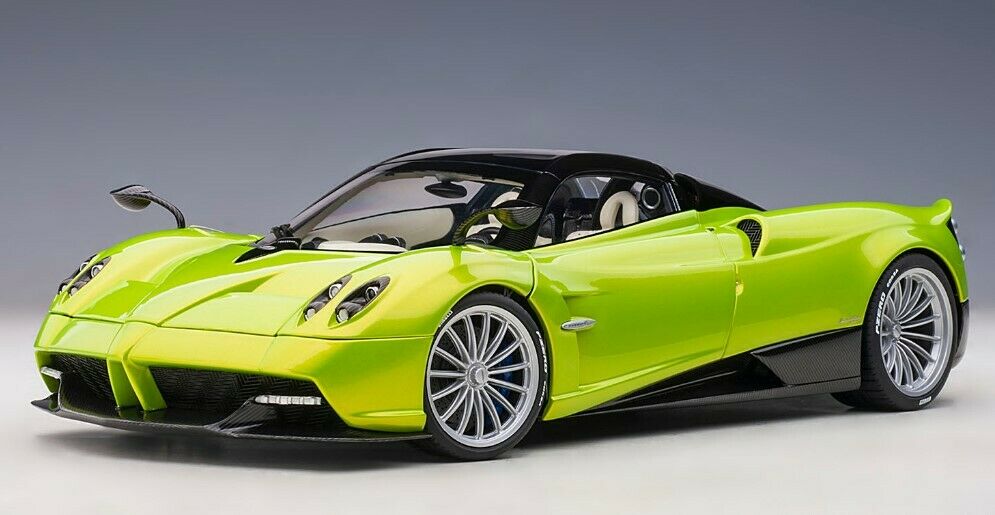 1:18 Pagani Huayra Roadster (green) - 78288