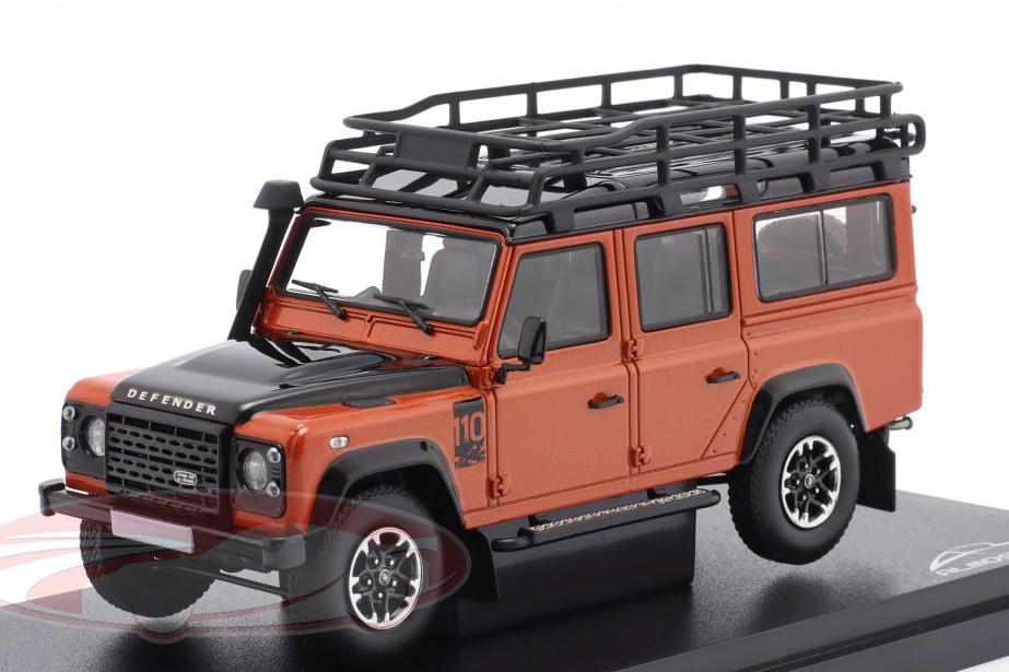 1:43 LAND ROVER Defender 110 Adventure Edition (2015), orange - ALM410301