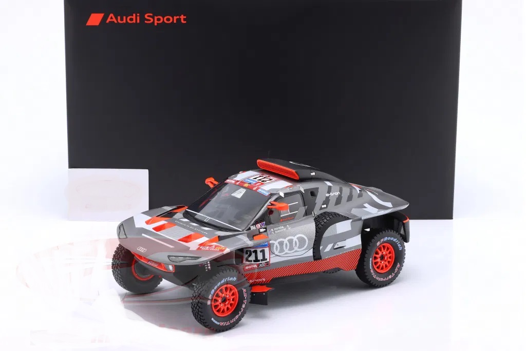 1:18 Audi RS Q e-tron E2 №211 Rallye Dakar Matthias Ekström, Emil Bergkvist (2023) - 5022200651
