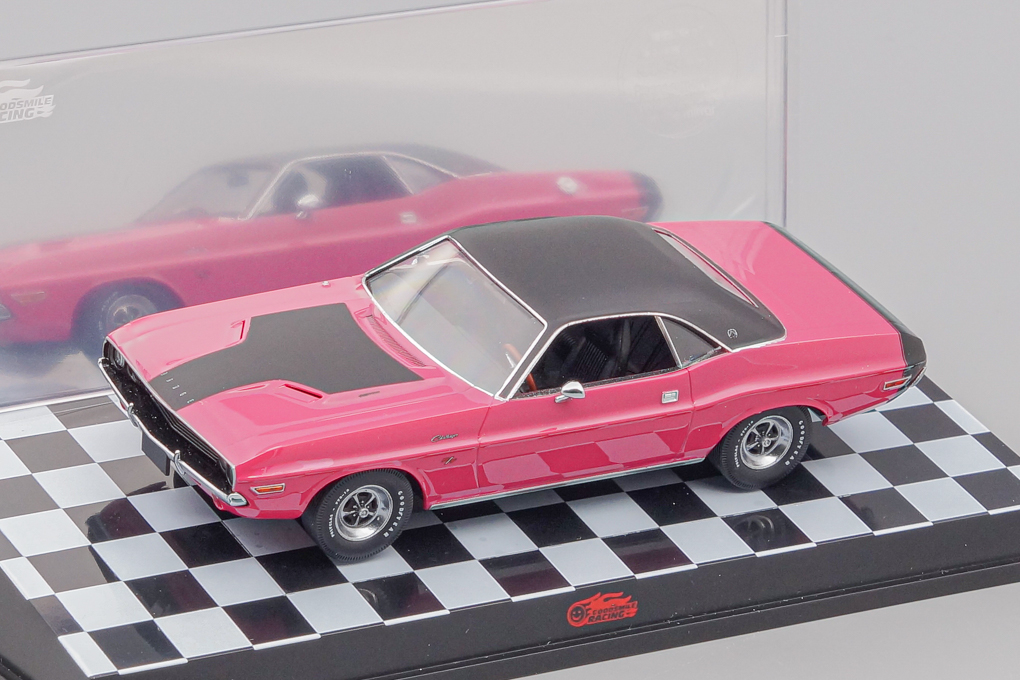 1:43 DODGE Challenger 1970, panther pink - 840043
