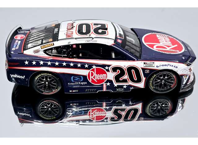 1:24 TOYOTA Camry XSE #20 Christopher Bell *Rheem Salutes.*, various 2024 - W202423RHMCDM