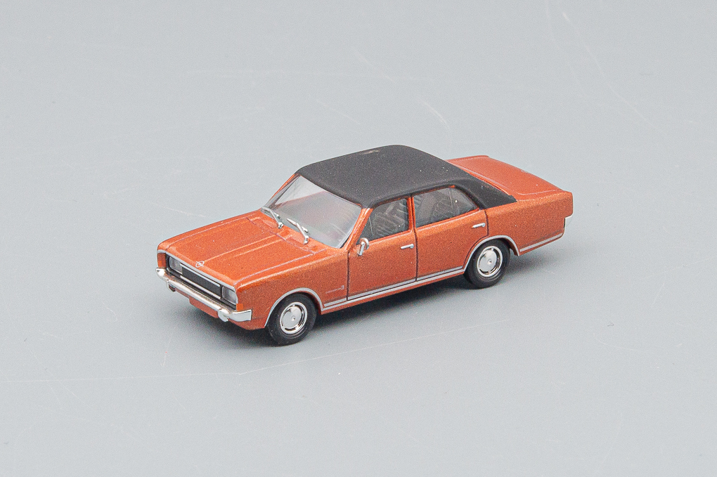 1:87 OPEL Record C Limousine, coppermetallic / black - 42016-X1