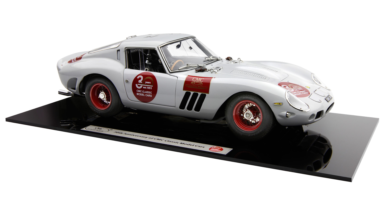 1:18 FERRARI 250 GTO 30th Anniversary of CMC - M-288