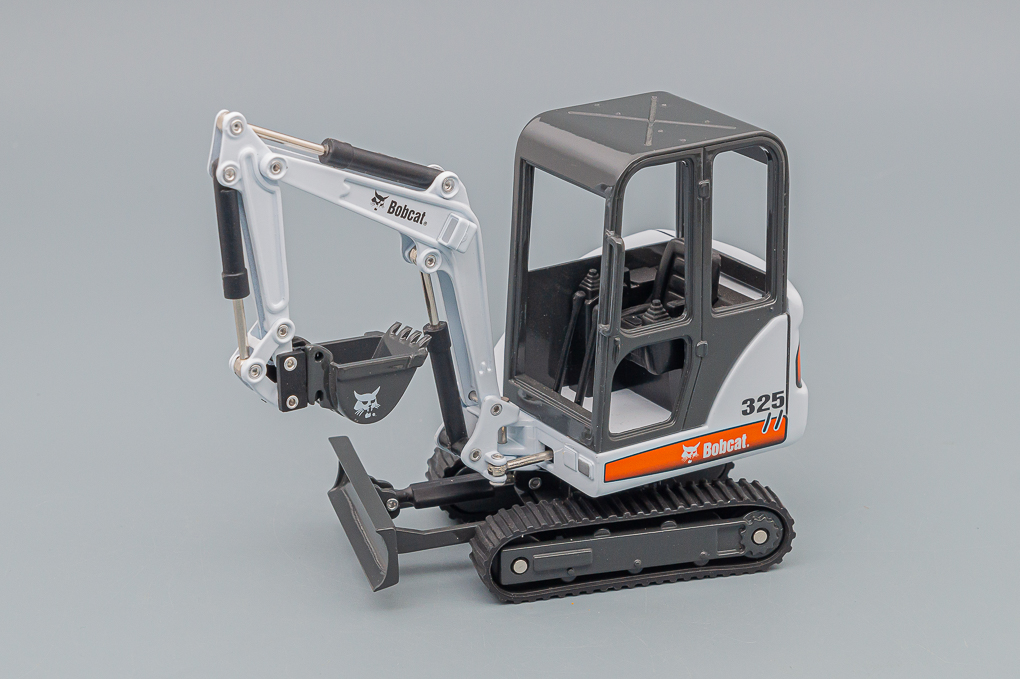 1:25 BOBCAT 325 Compact Excavator, white - 6988108-X1