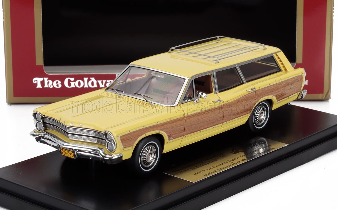 1:43 FORD Country Squire Sw Station Wagon (1967), Yellow Wood - GC047B