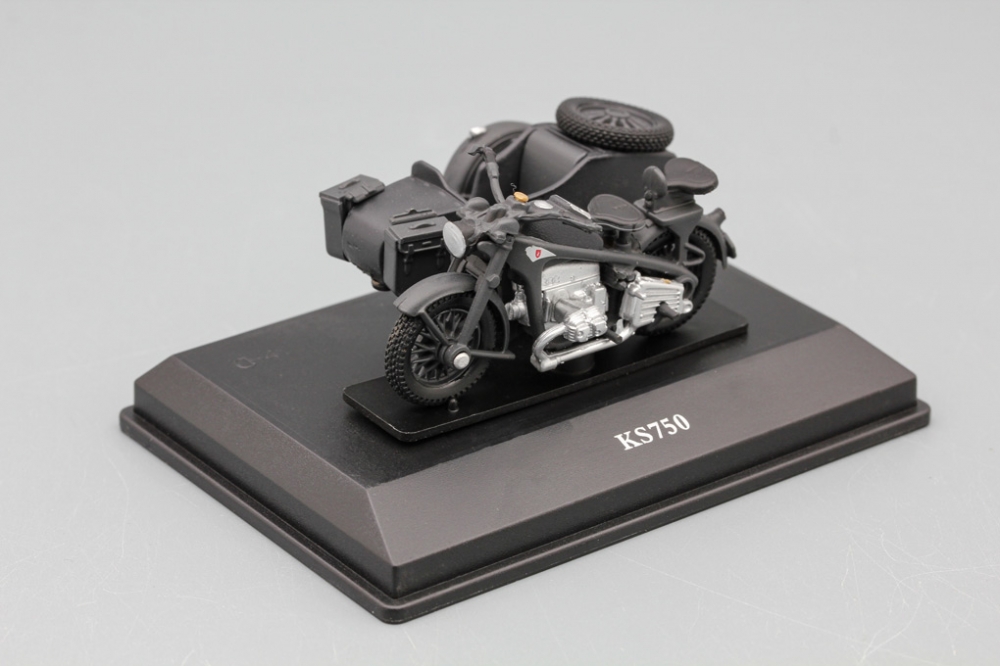 1:43 Zundapp KS750 motorcycle with sidecar, dark grey - 4-92142