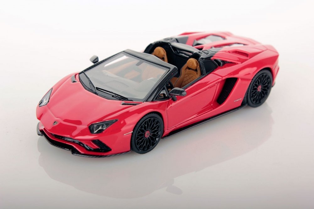 1:43 Lamborghini Aventador S Roadster (rosso mars) - LS482C