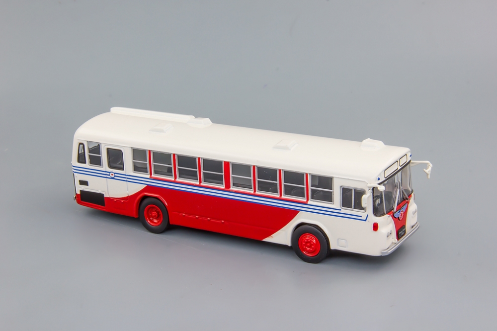 1:72 Nissan Diesel U20L, Kultowe Autobusy PRL 68 - kulA068