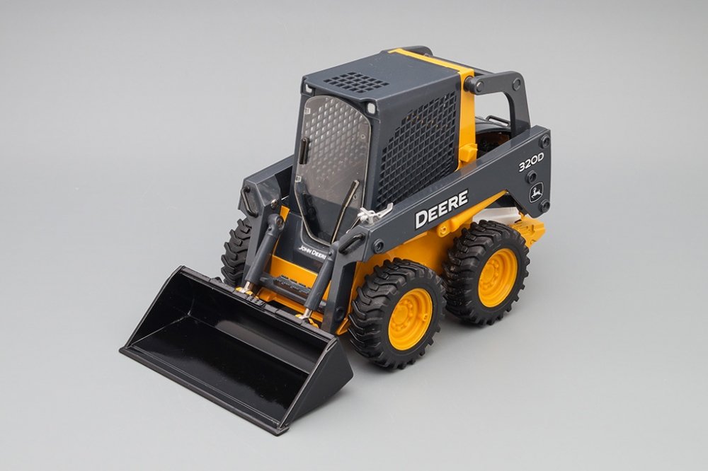 John Deere 320D, yellow / grey - 3621CX00