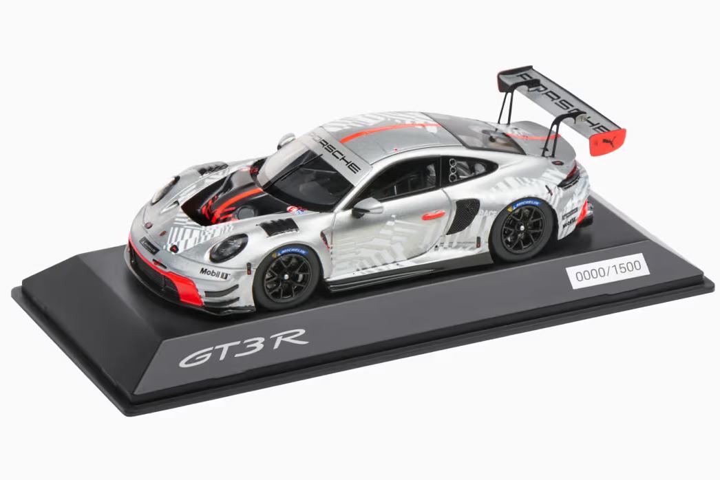 1:43 PORSCHE 911 992 GT3 R EVO Racing Coupe (2024), silver - WAP02057126EVO