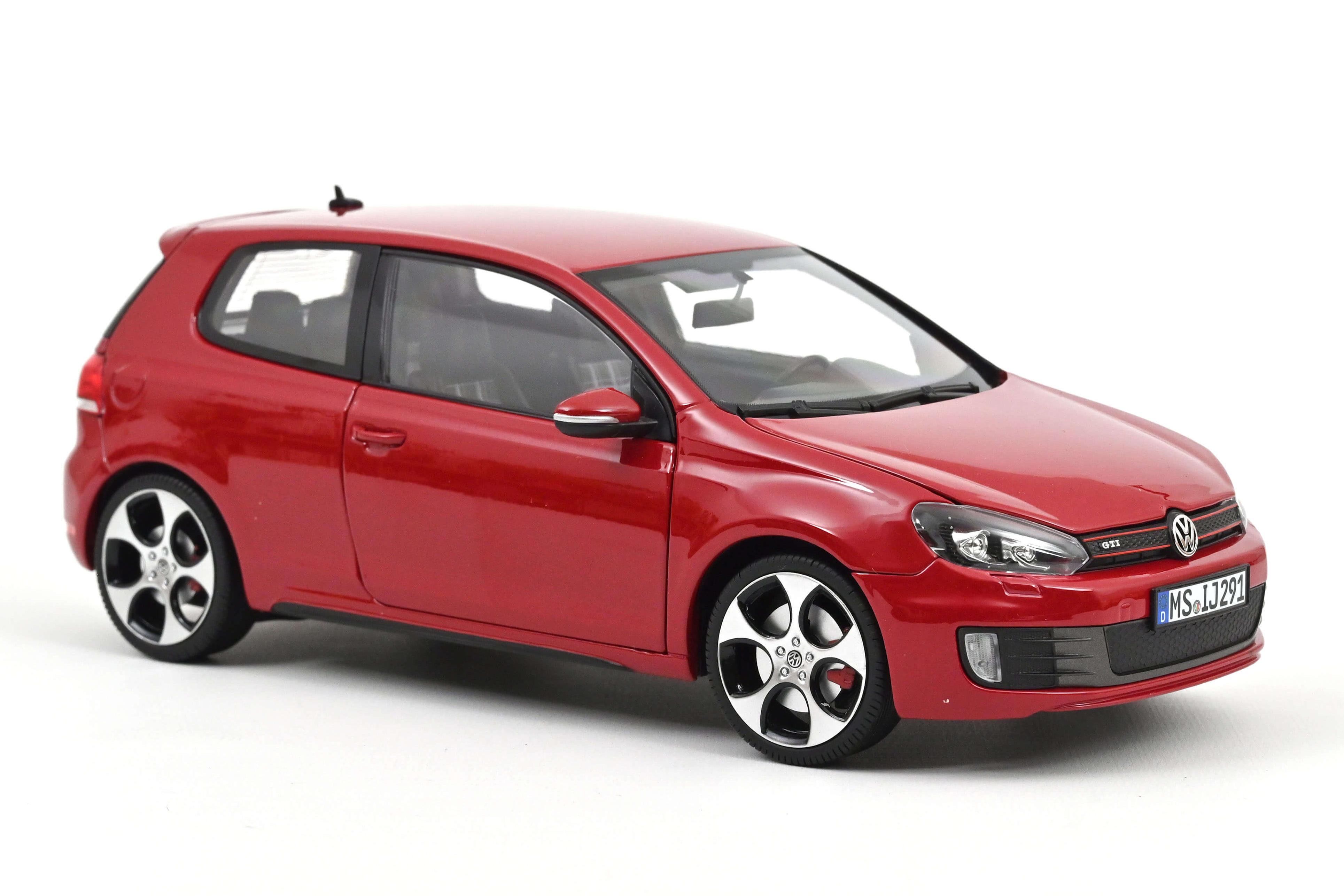 1:18 VOLKSWAGEN GOLF VI GTi (2009), orange - 188504