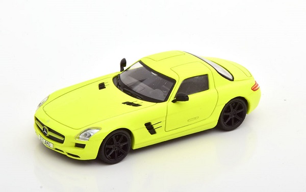 1:43 MERCEDES-BENZ SLS AMG Coupe light yellow - 544001100