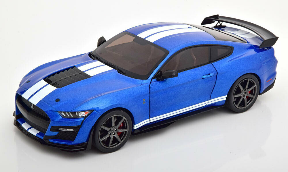 1:18 FORD SHELBY GT 500 blue metallic - S1805901