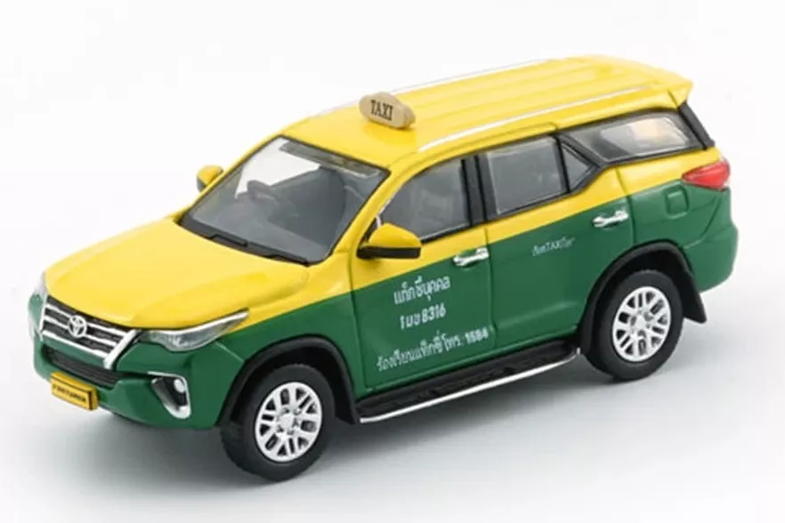 1:64 TOYOTA Fortuner Thailand Taxi (2023), Green Yellow - BM64B0399